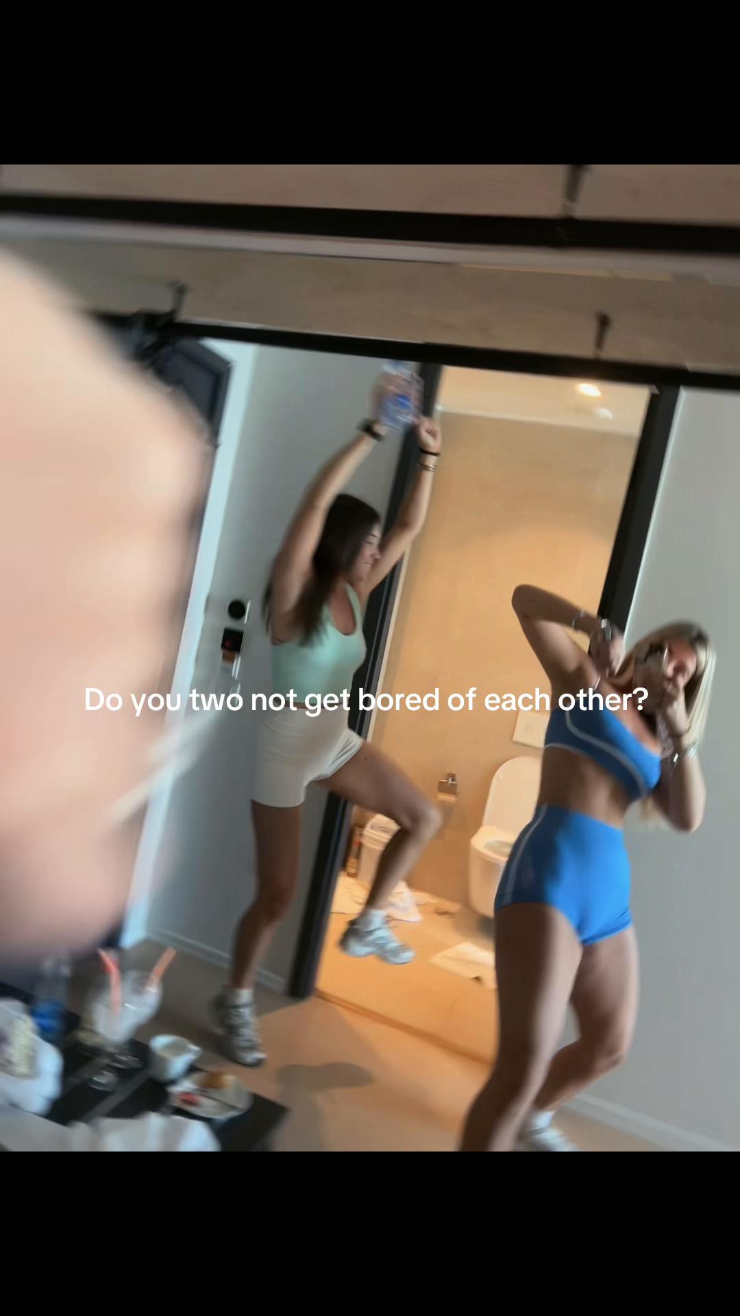 @oh.here.she.is🌸