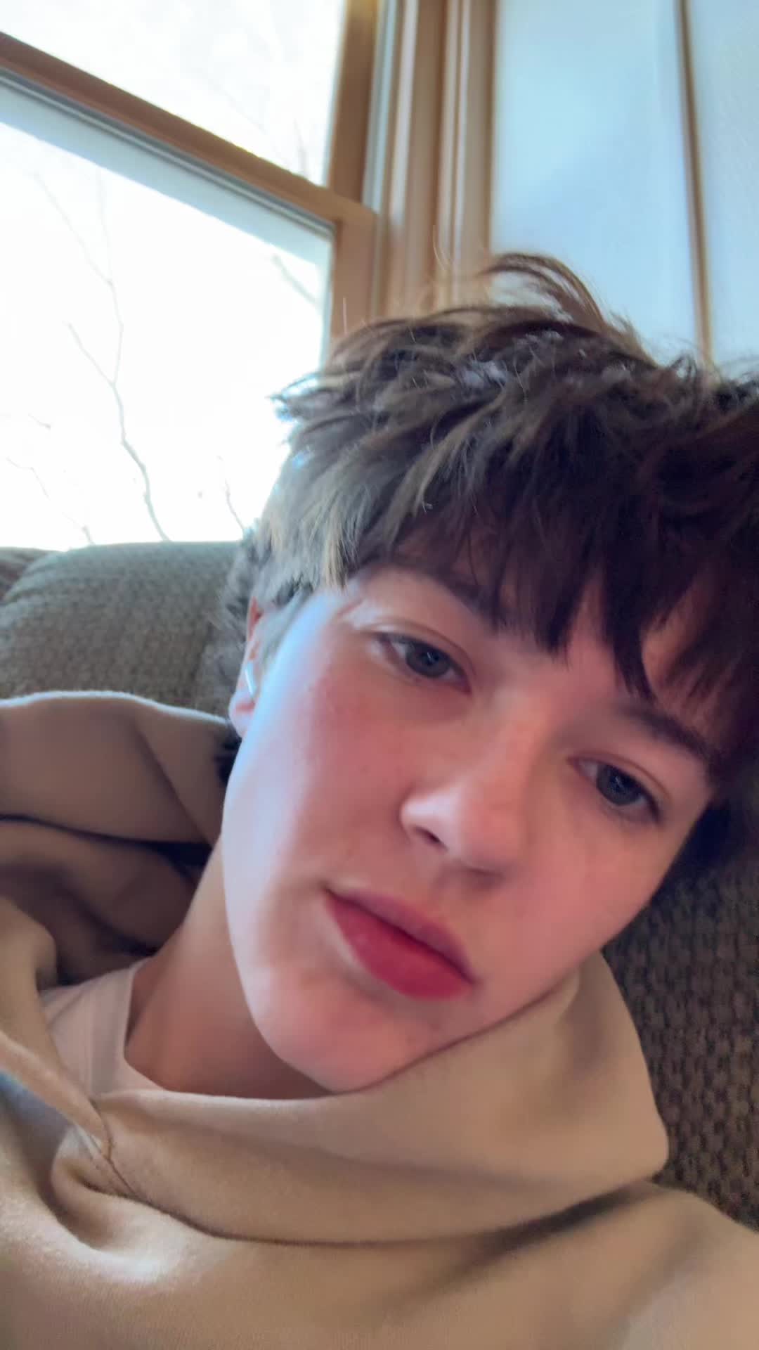 @nichecrin