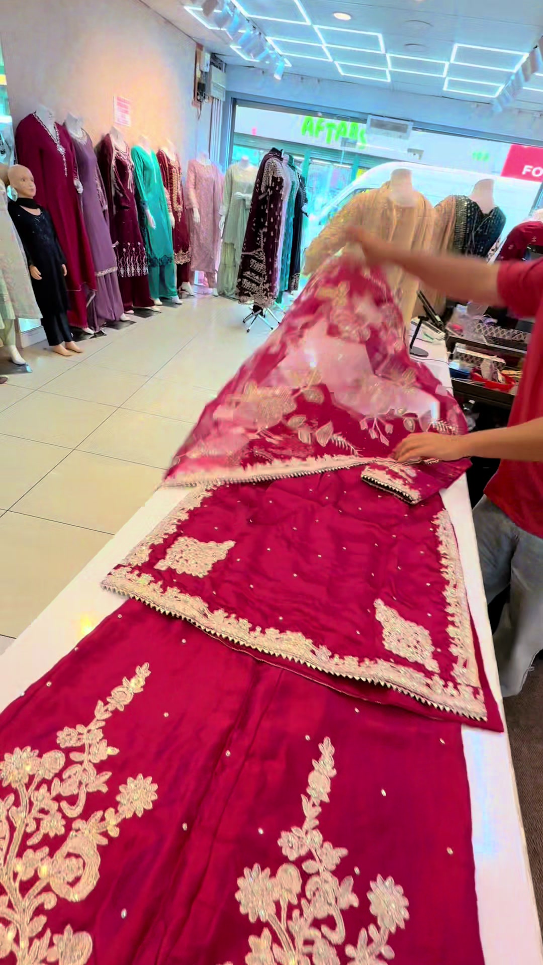 @T&J Fashion