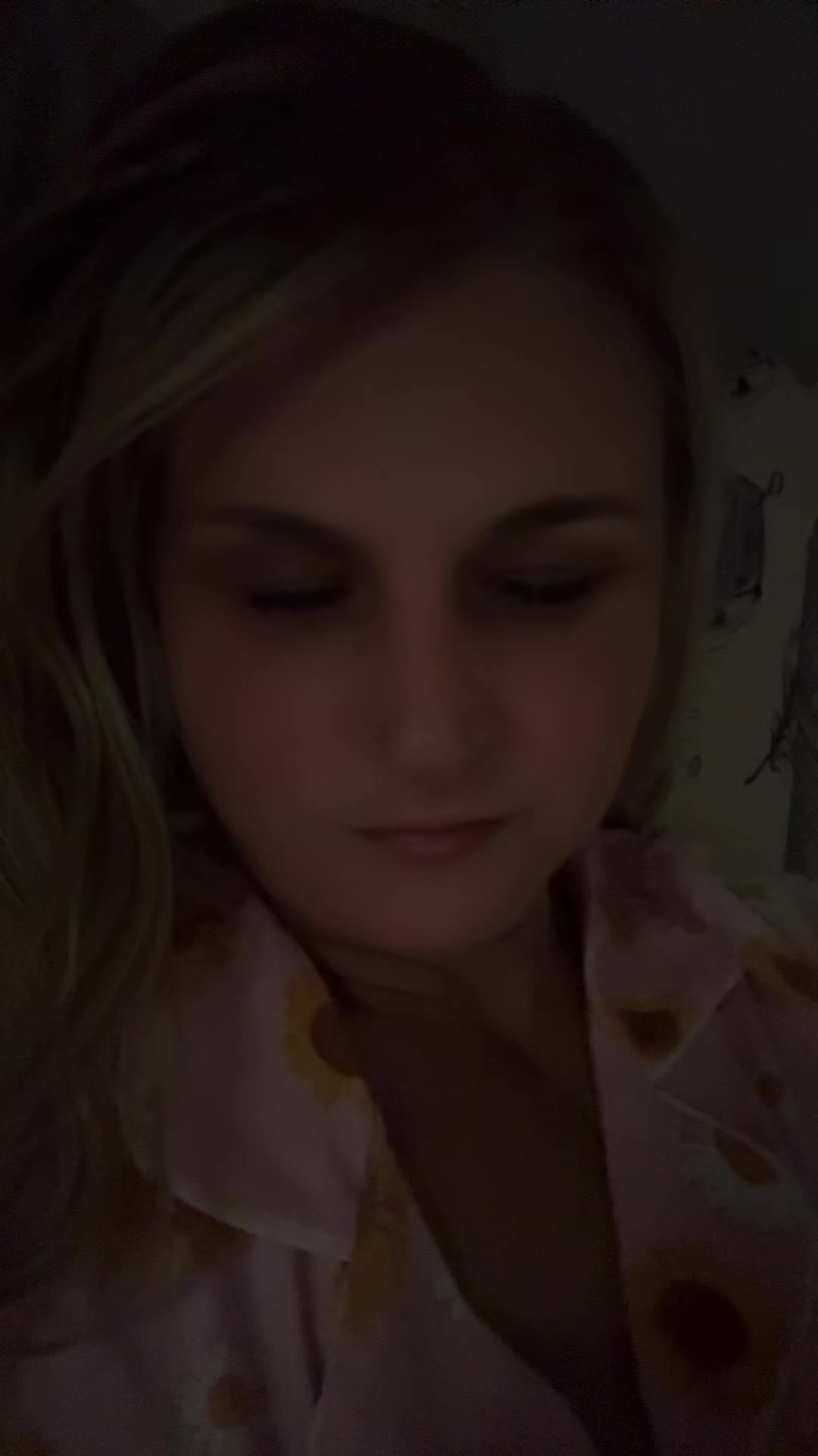 @CAREBEAR🧸