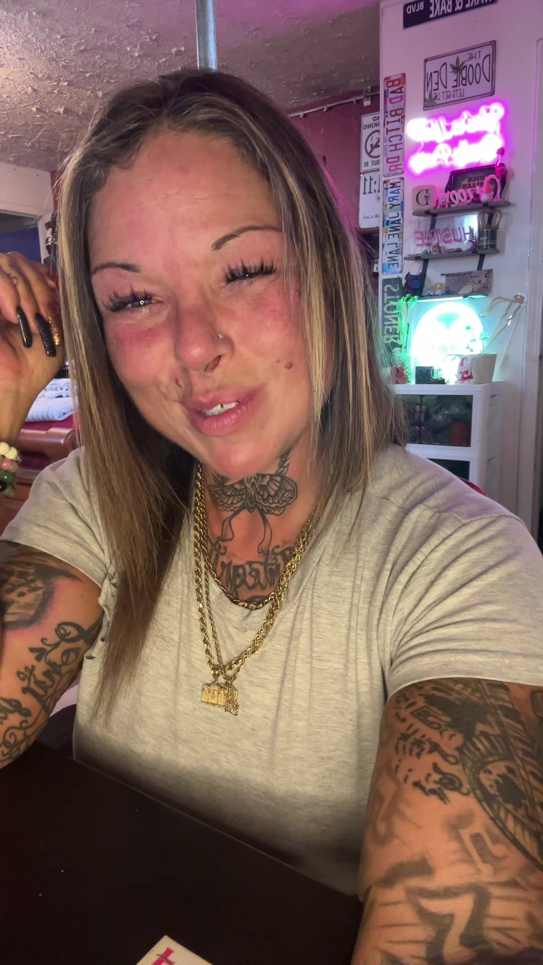 @Tattedstonermom🫧🤞🏼