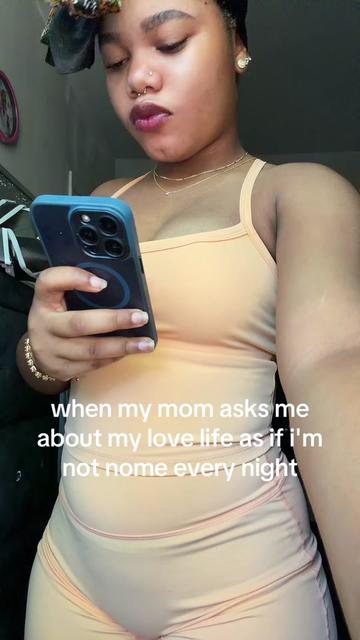 @𝒩𝒾𝒶