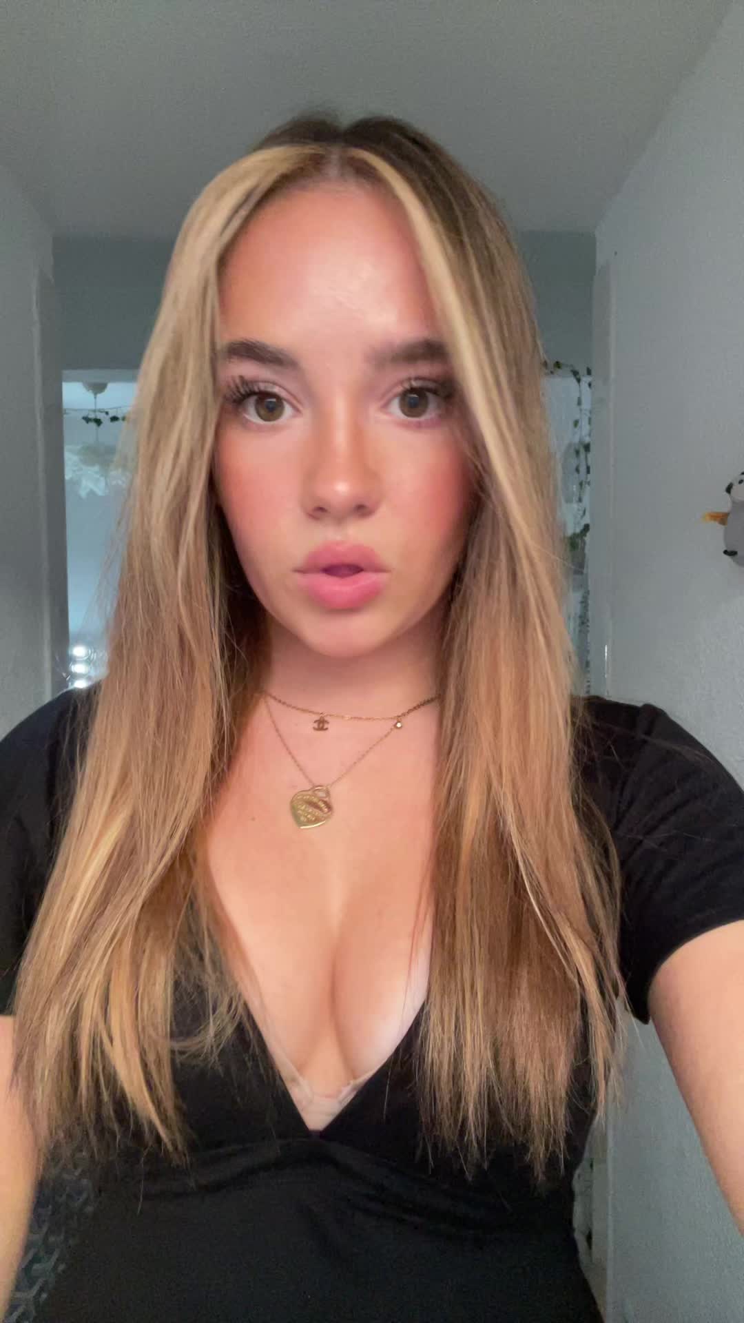 @Elisa🦦