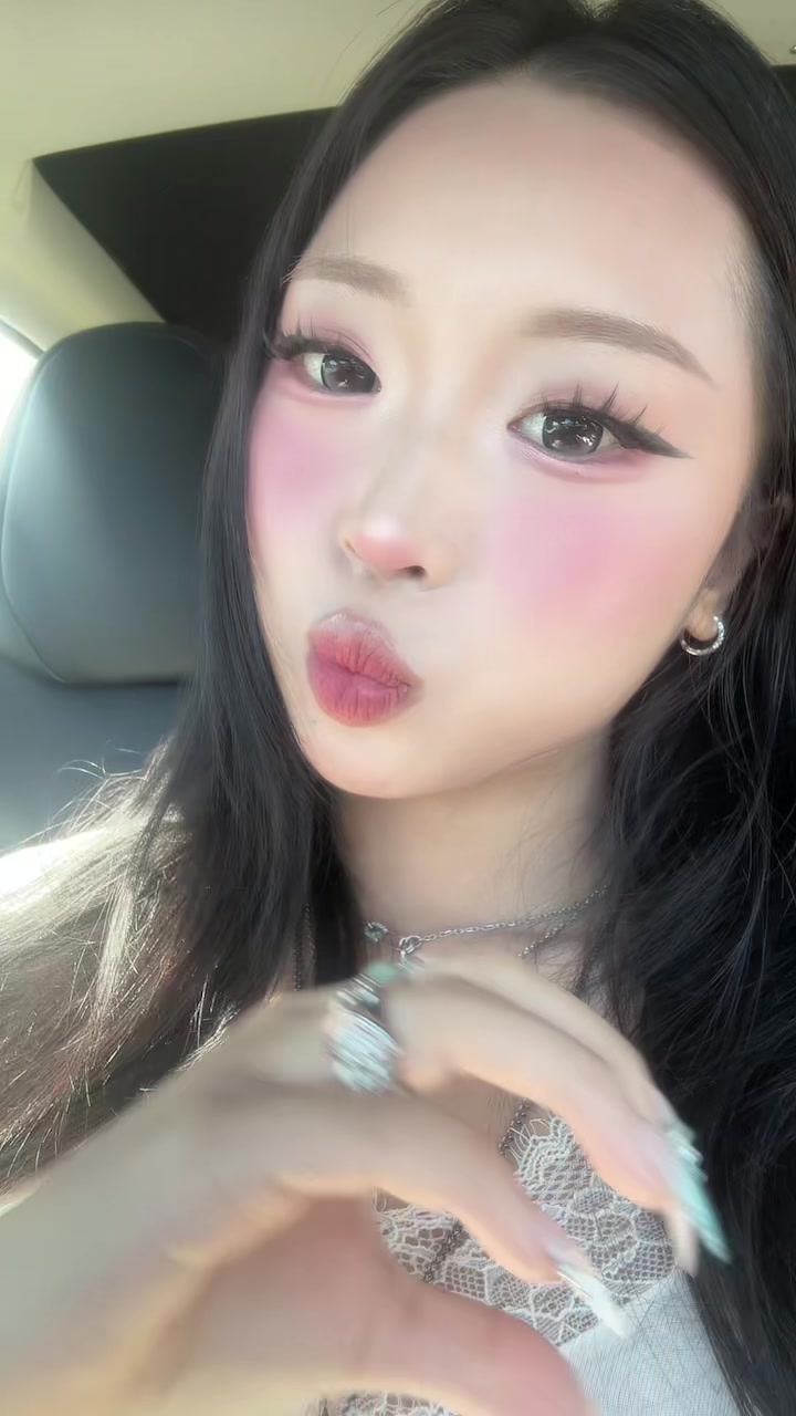 @수정