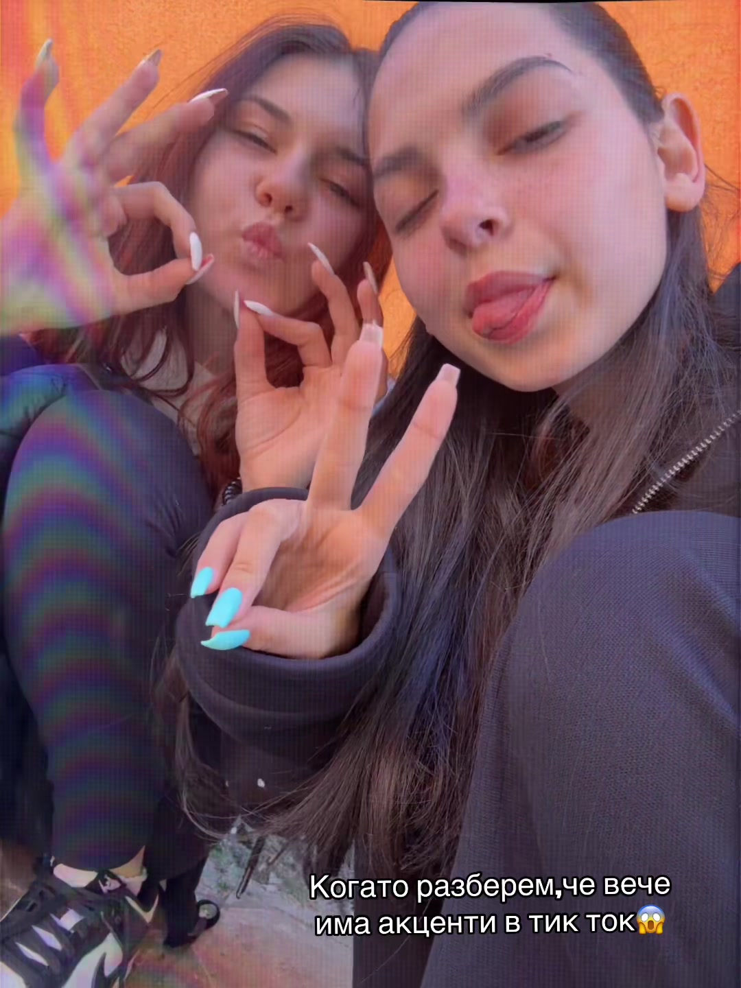 @Lora