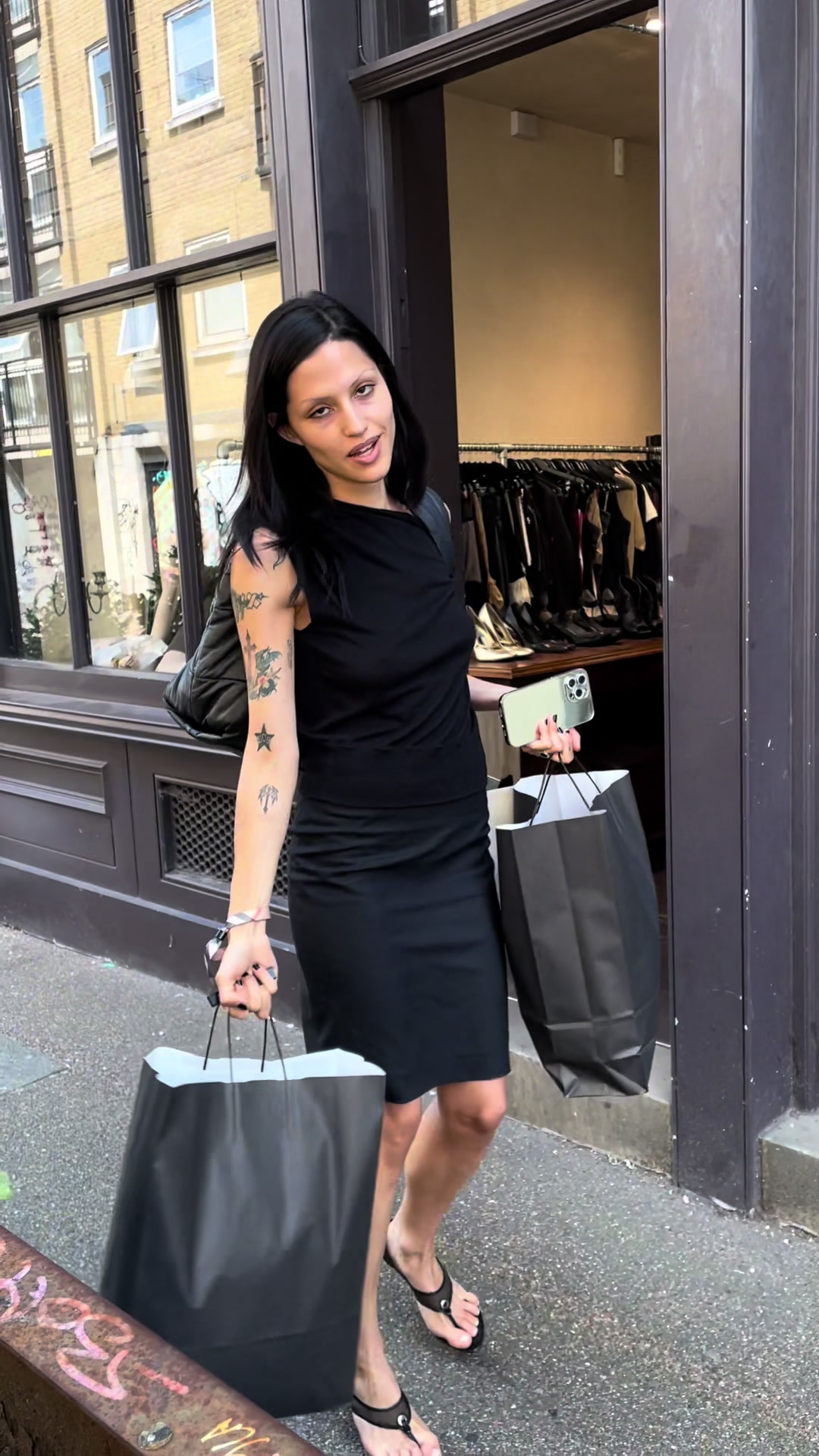 @ShopYottsVtg London