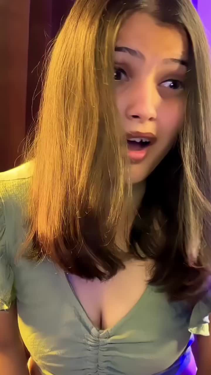 @AkshitaDwivedi