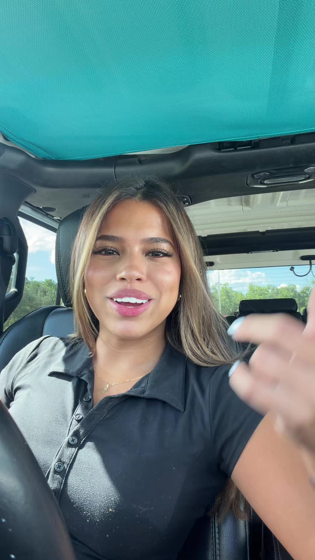 @daniela