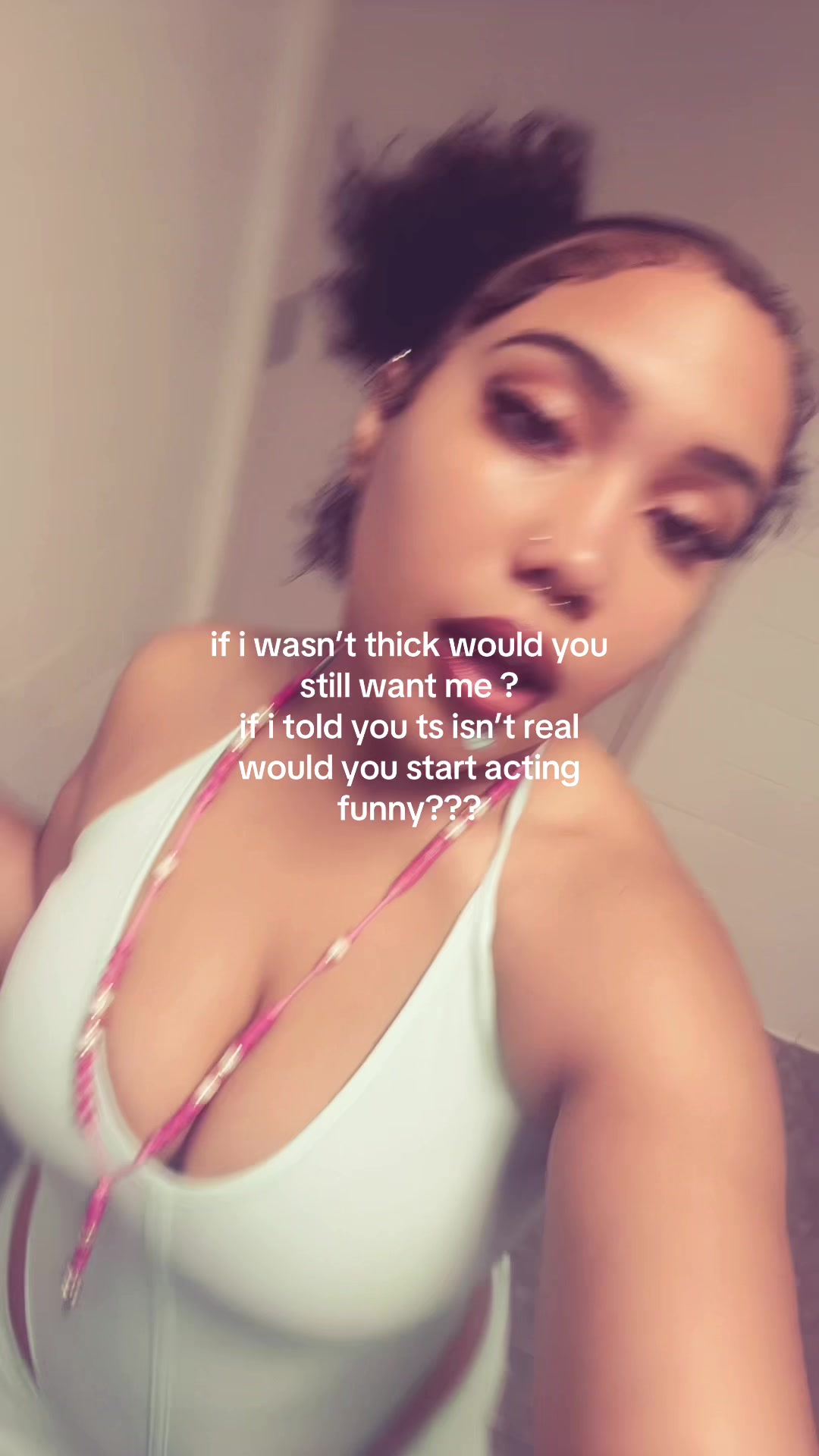 @￼