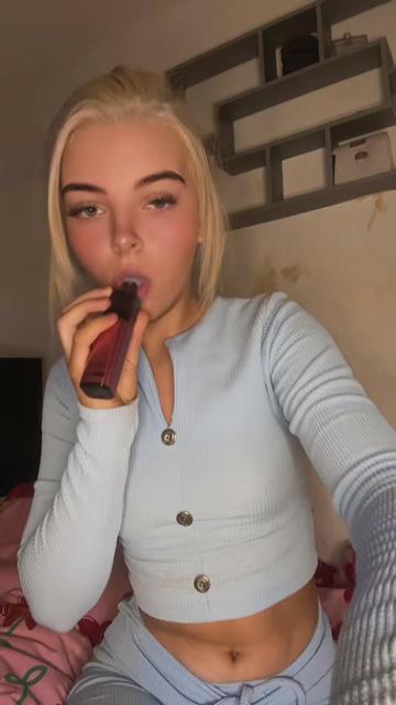 @Emily~Jane🍒