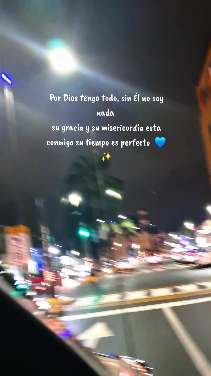 @Nêlly López