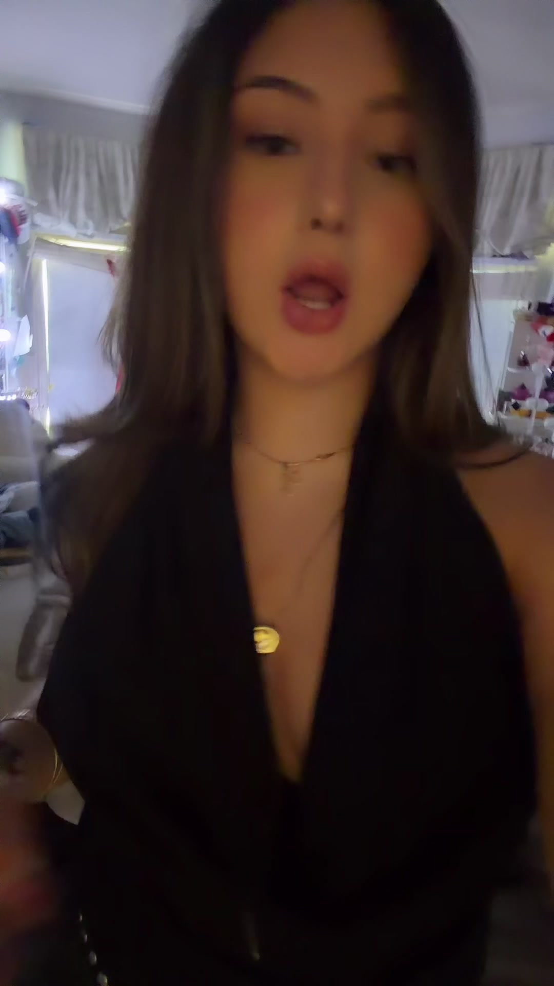 @Isabella
