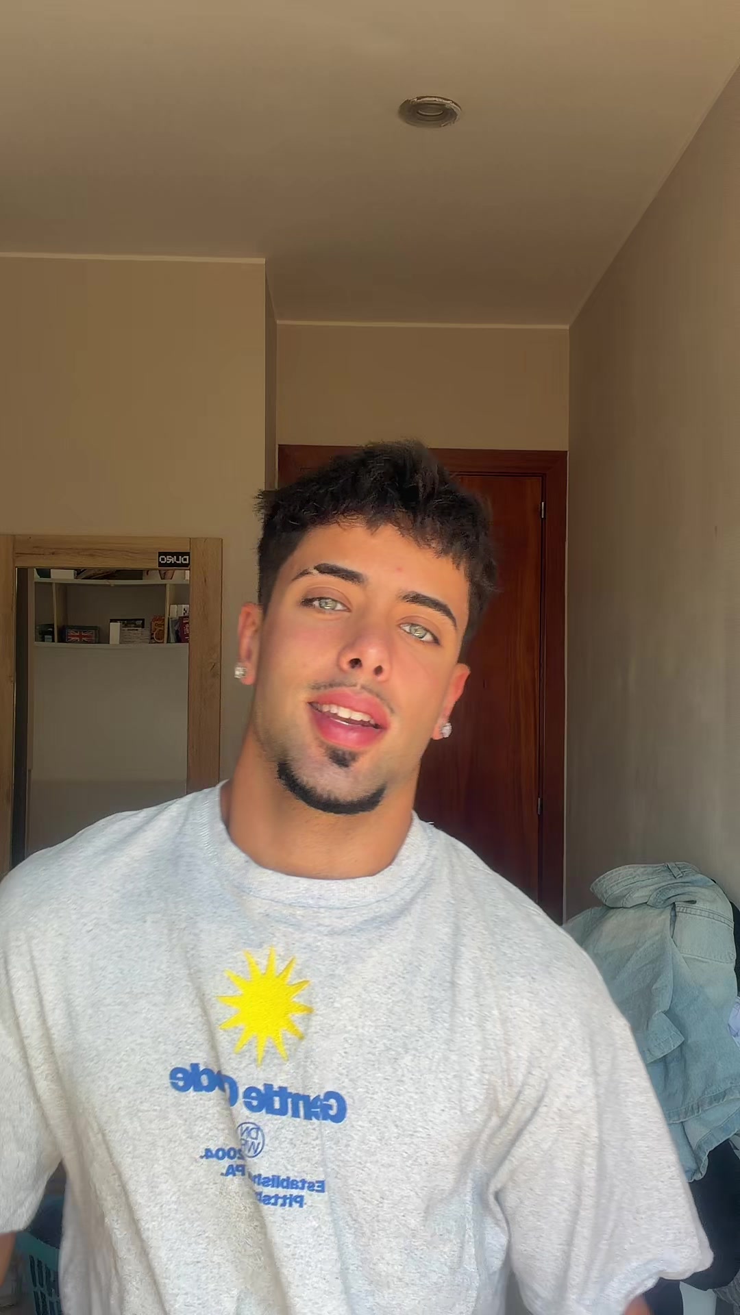 @Alex Méndez