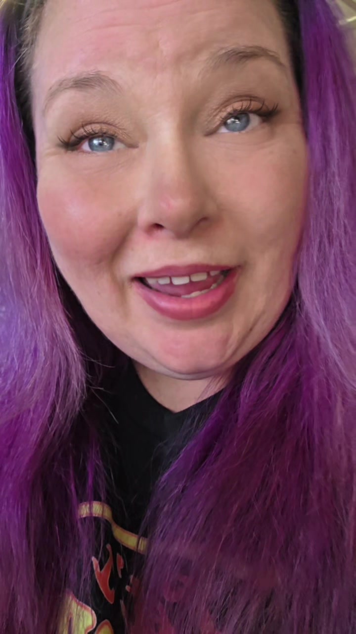 @🌈Amberrrrr🦖