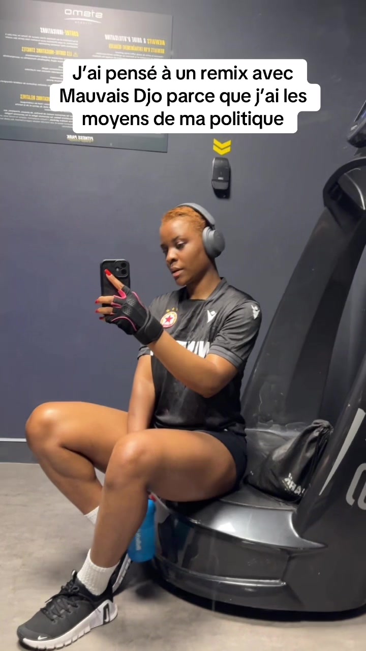 @ROSE BLACK 🎙️🔥🕷️🏛️🧠