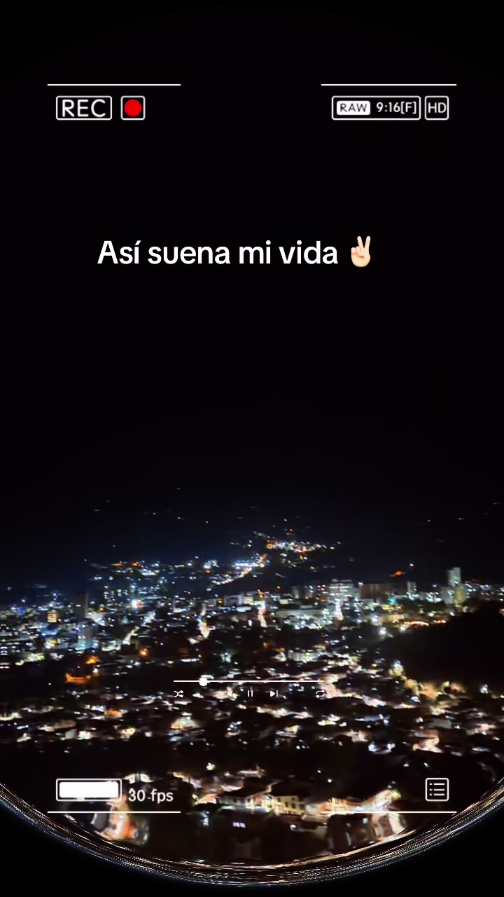 @Anny_AriasG