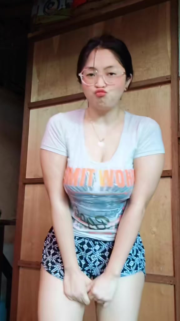 @Sirenang Chinita ᥫ᭡.