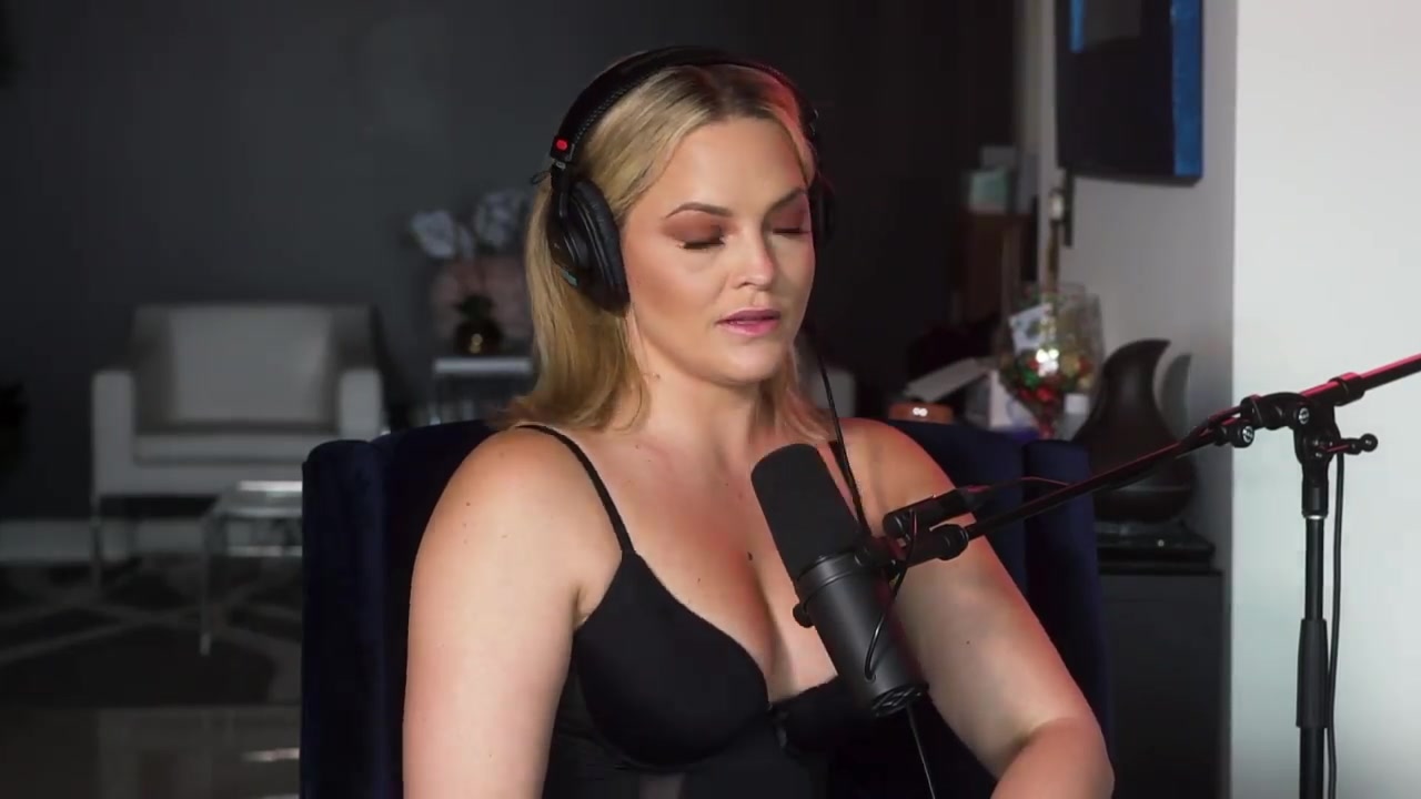 @Alexis Texas official