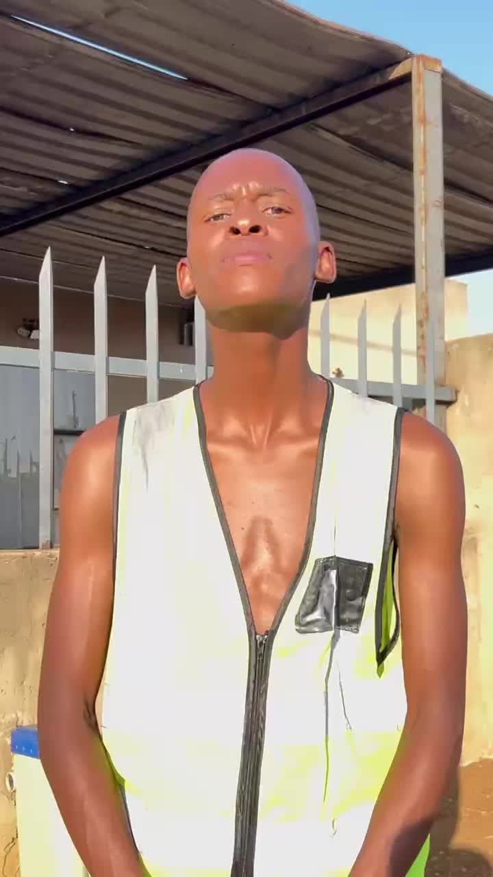 @Fefe Masigo🇿🇦