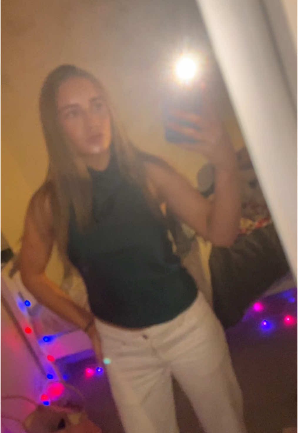 @E.F🍒