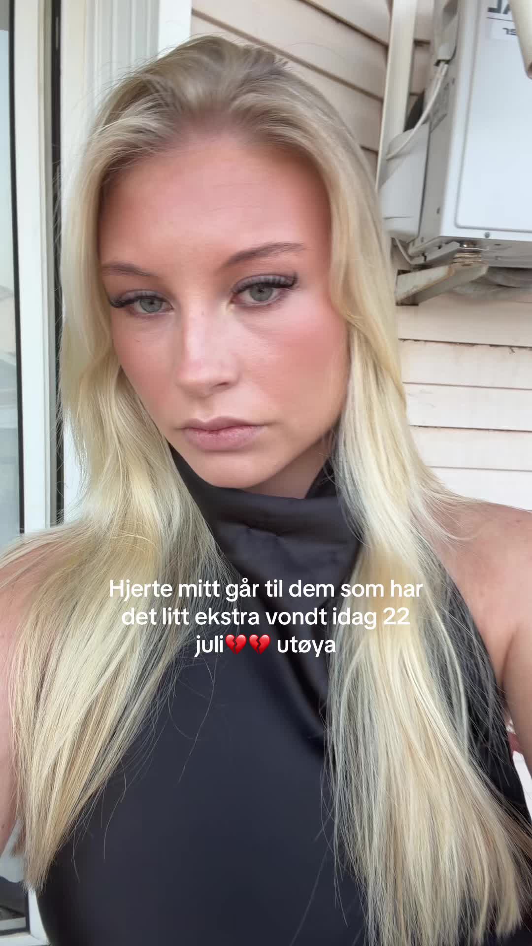 @JULIE KIRKERUD🥂