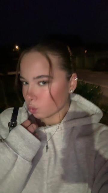 @𝑨𝒍𝒆𝒂🌺
