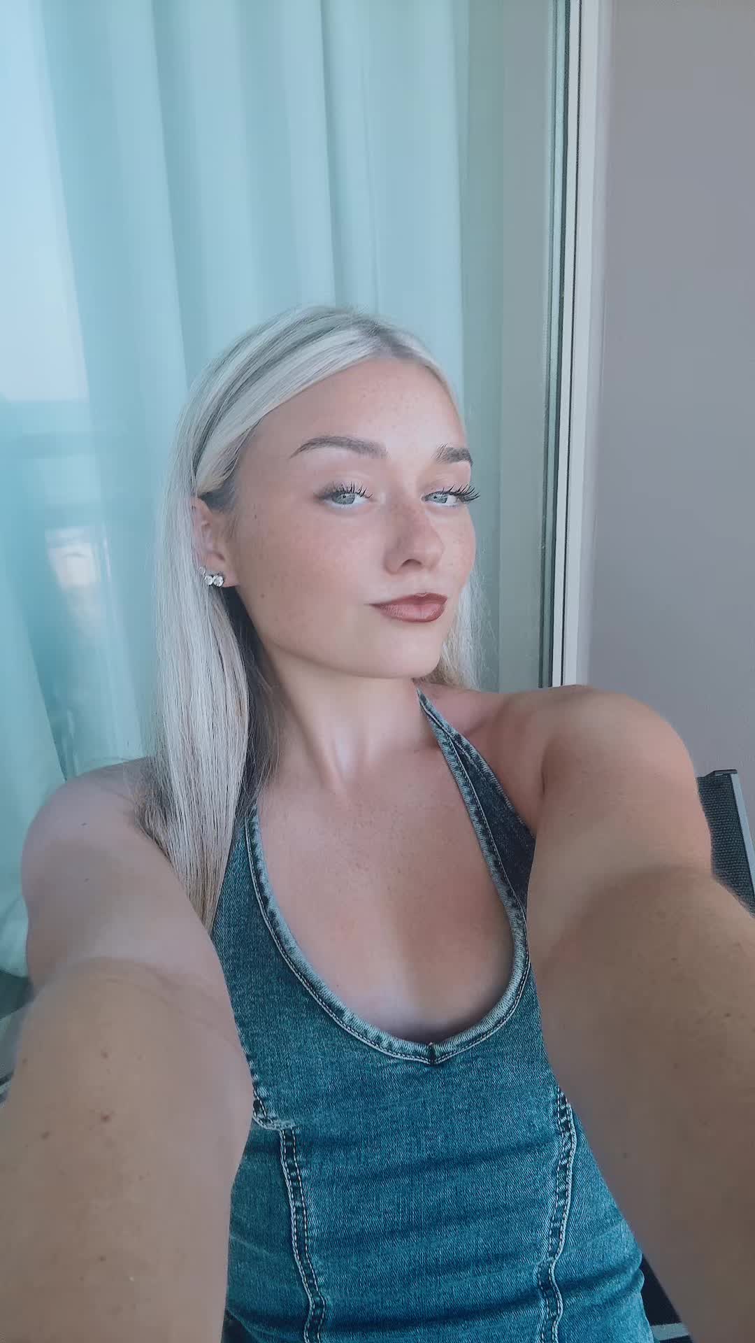 @Emma🖤