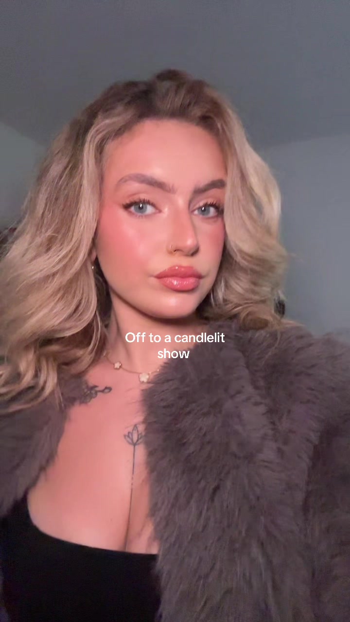 @Leah Violet