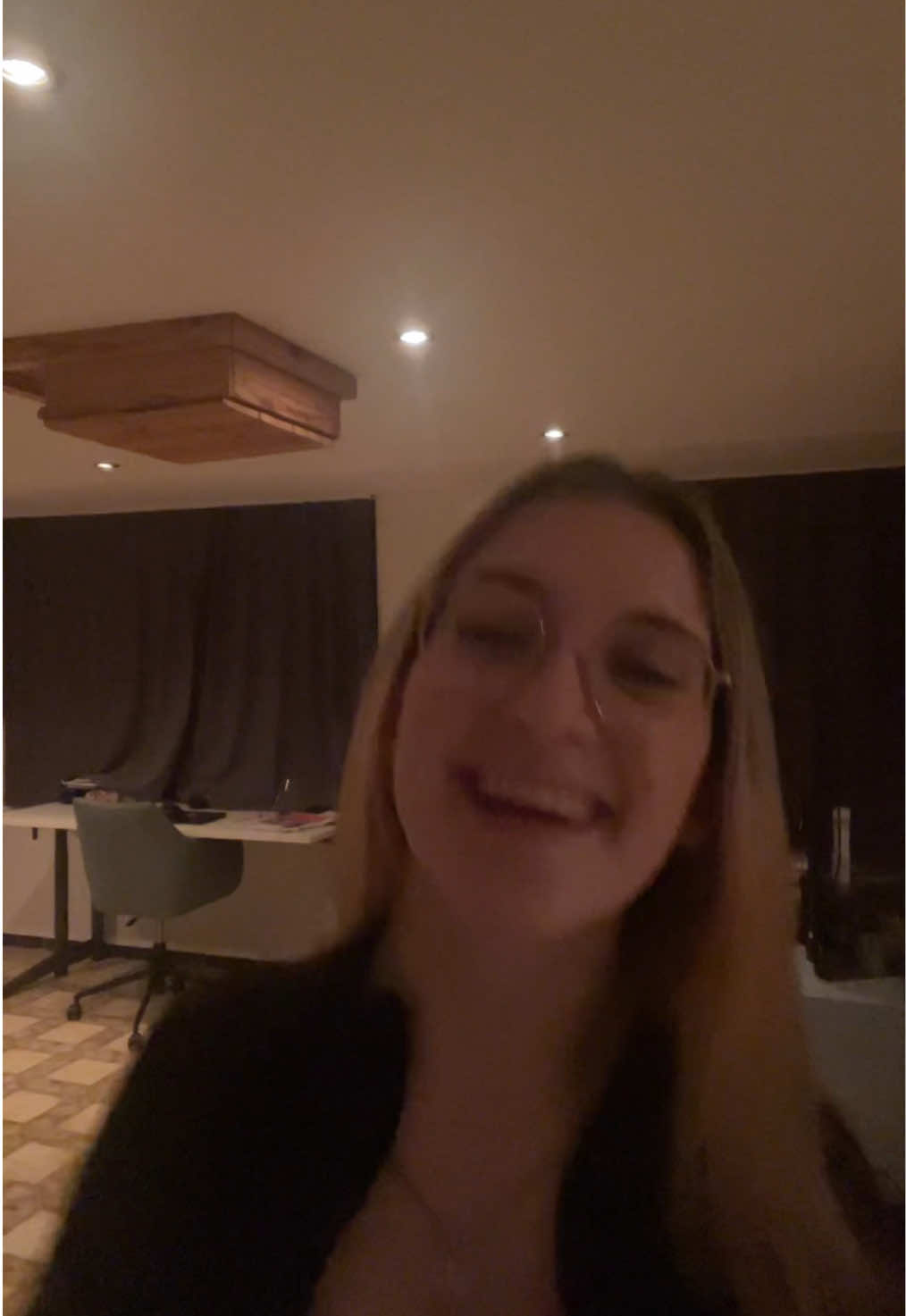 @lauraa