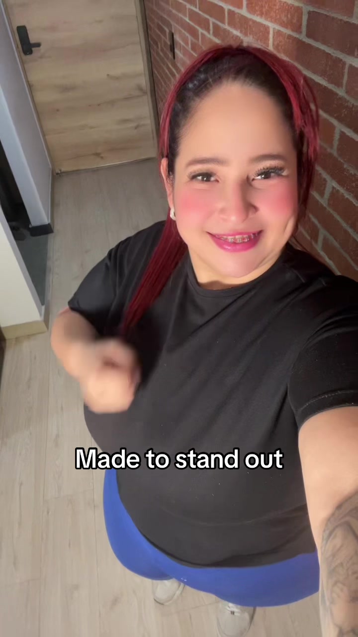@lolapopvibes
