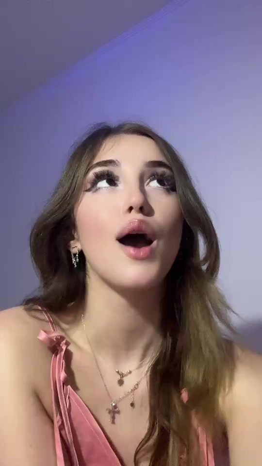 @Miriamisuwu ๐ฐ๐๐ฆ