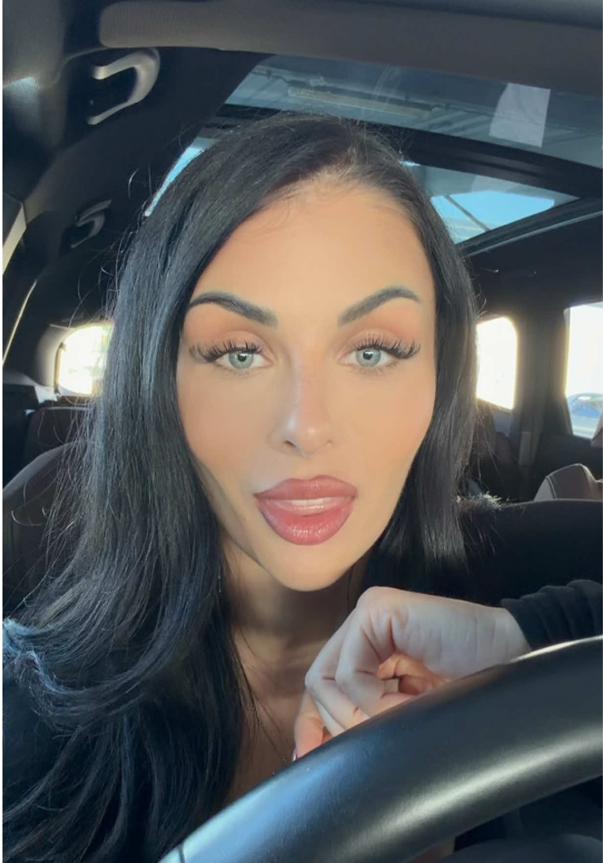 @vanessa lipatov