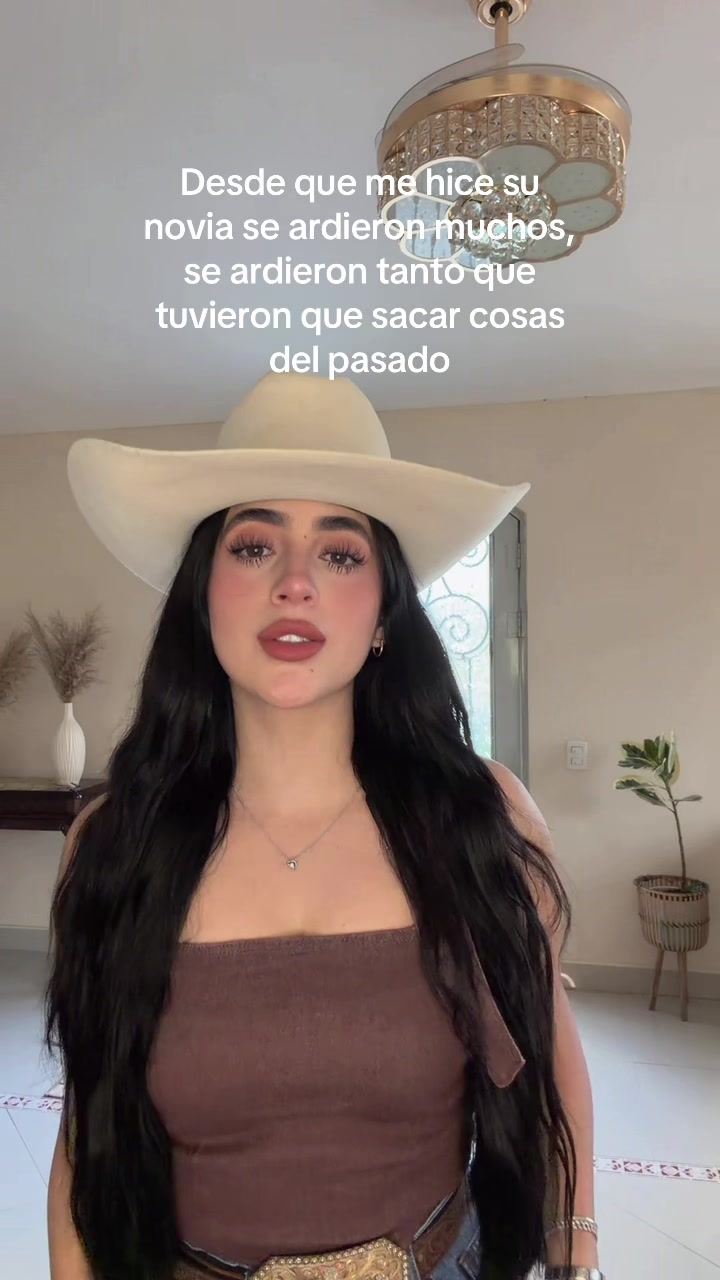 @𝑁𝑎𝑡𝑎𝑙𝑖𝑒