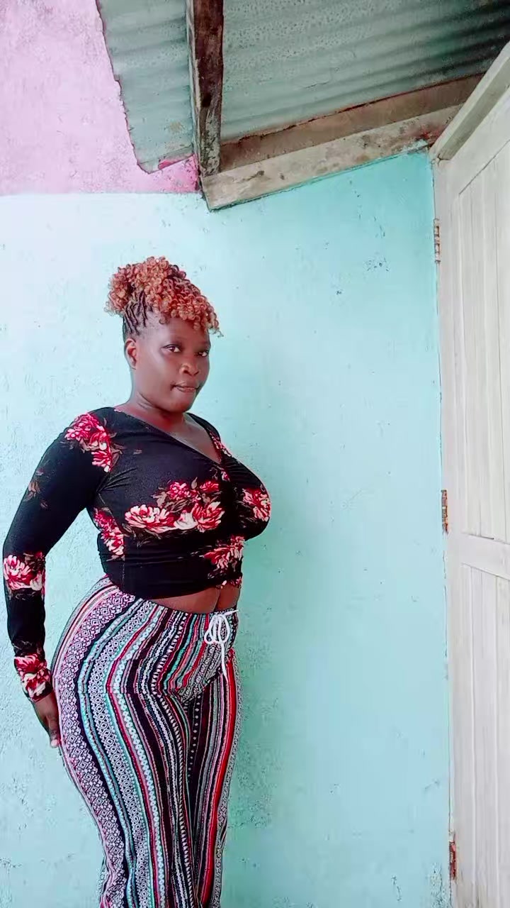 @ADHIAMBO 🇰🇪