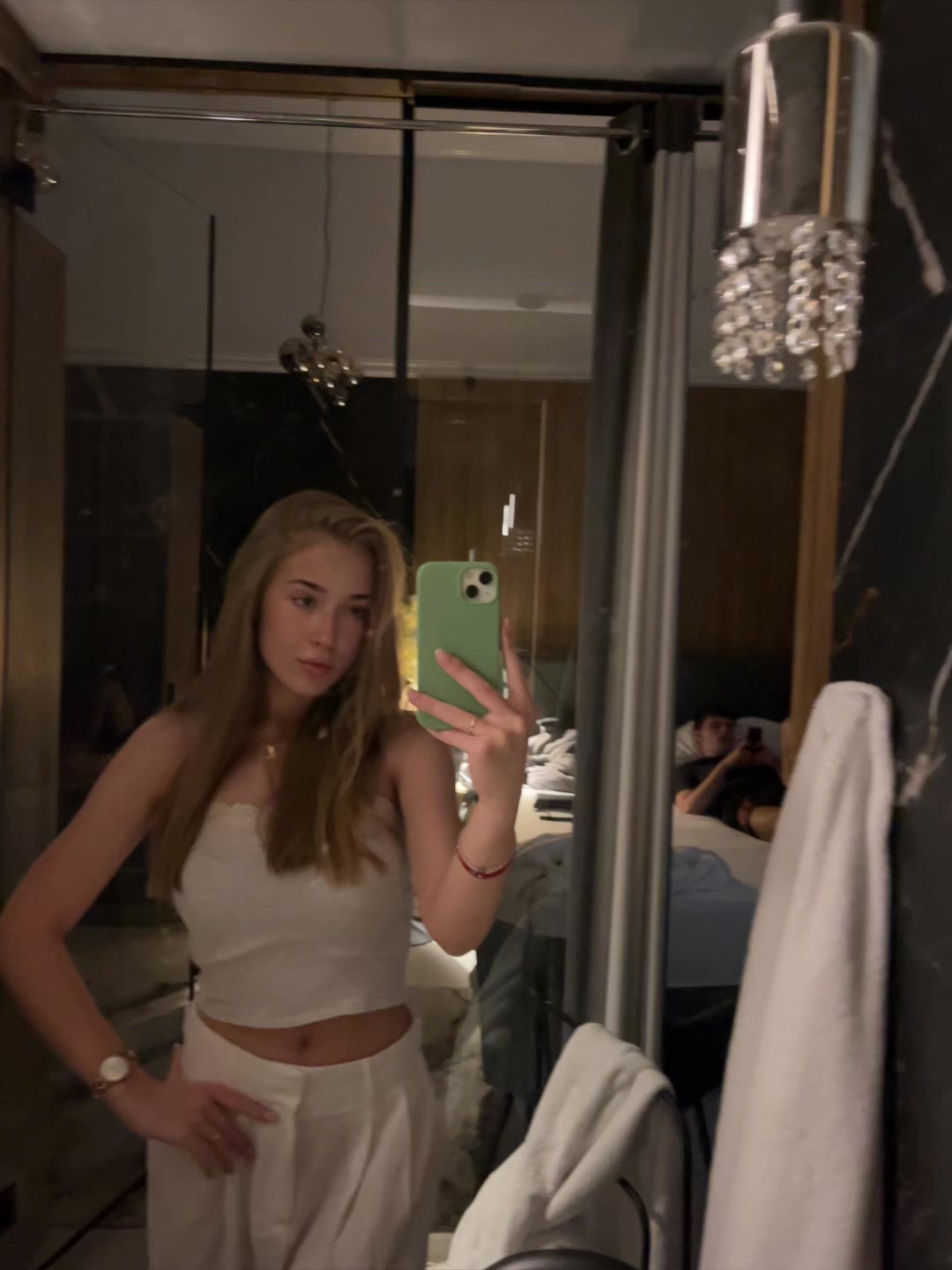 @jjjelena.p