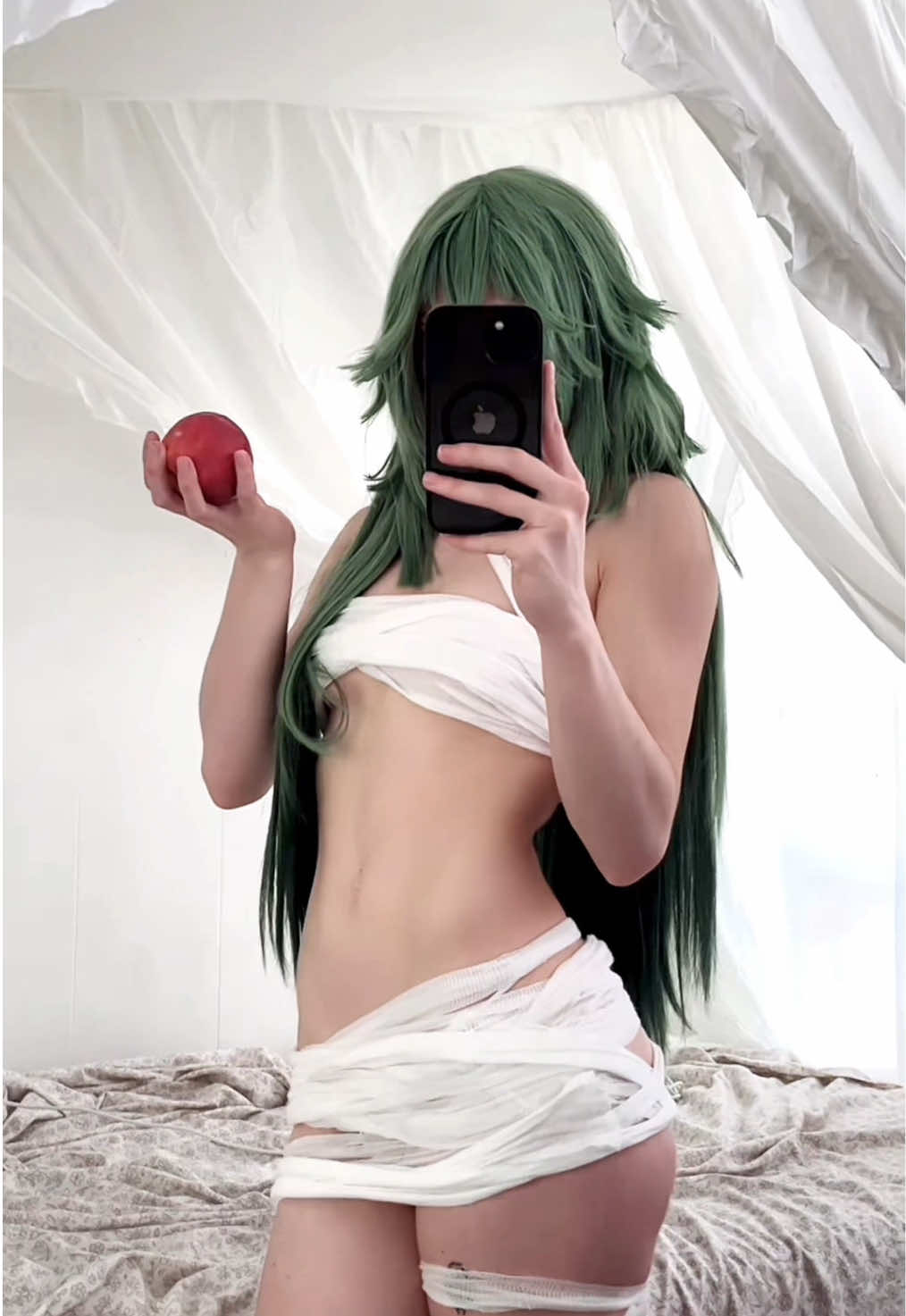 @gothicdollly
