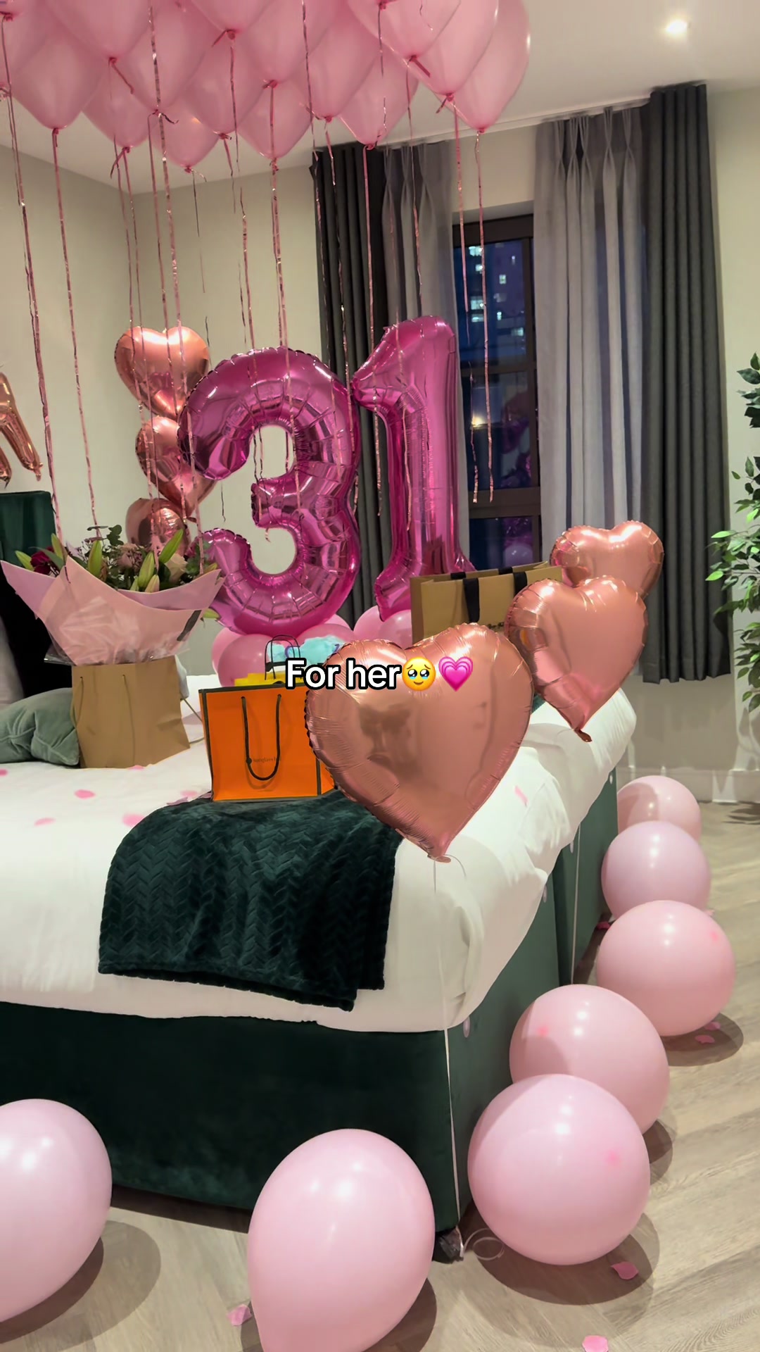 @littleballoonscompany ♛