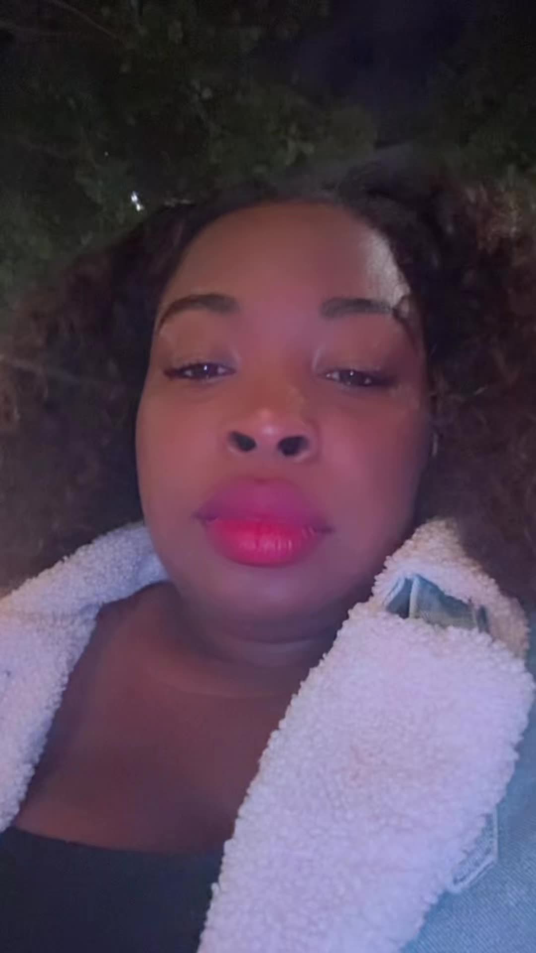 @KiJanaMonet