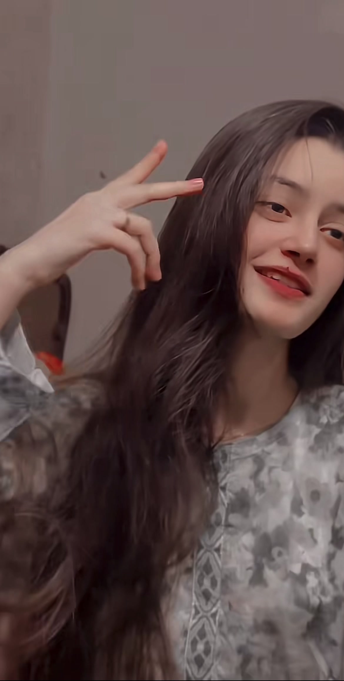 @𝓐𝓵𝓲𝓼𝓱𝓪❤️🕊️