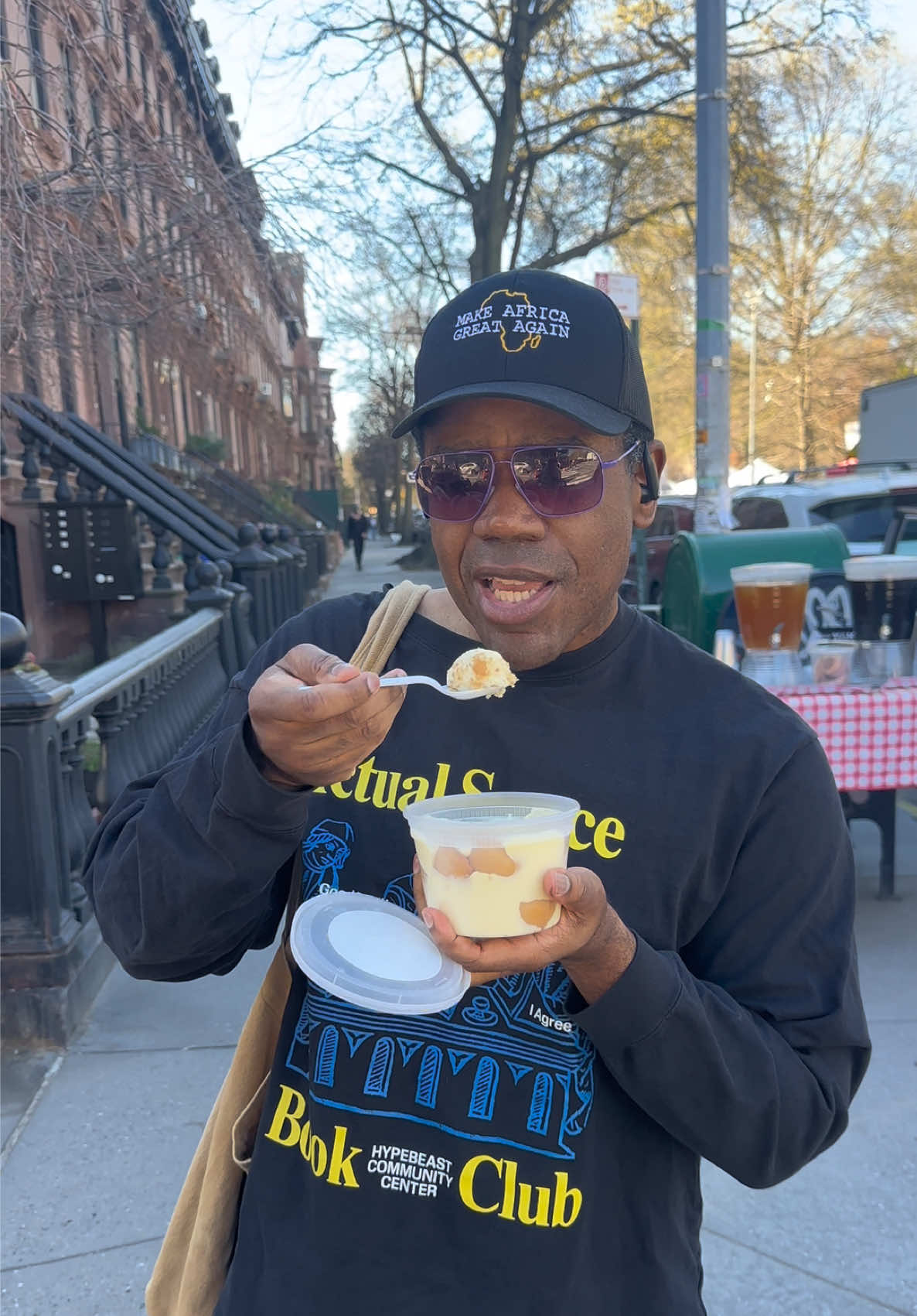 @LionelEats
