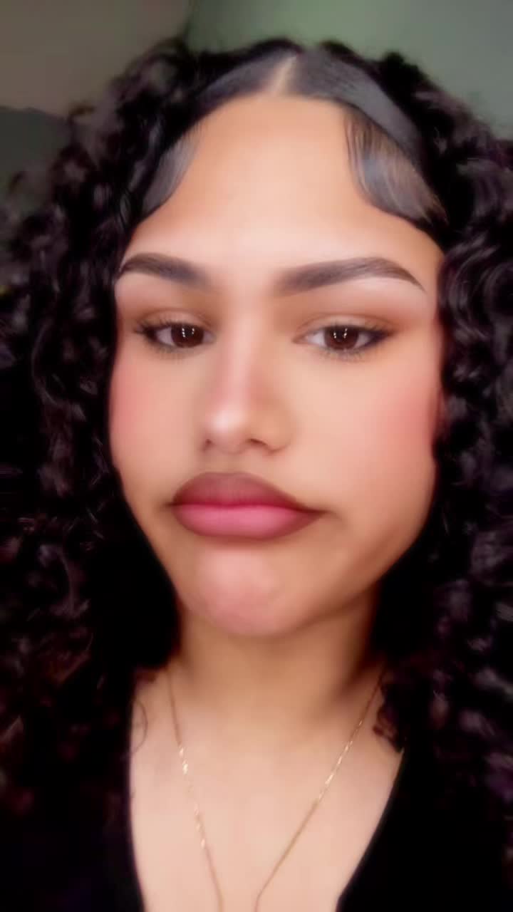 @curlyhead.Jada