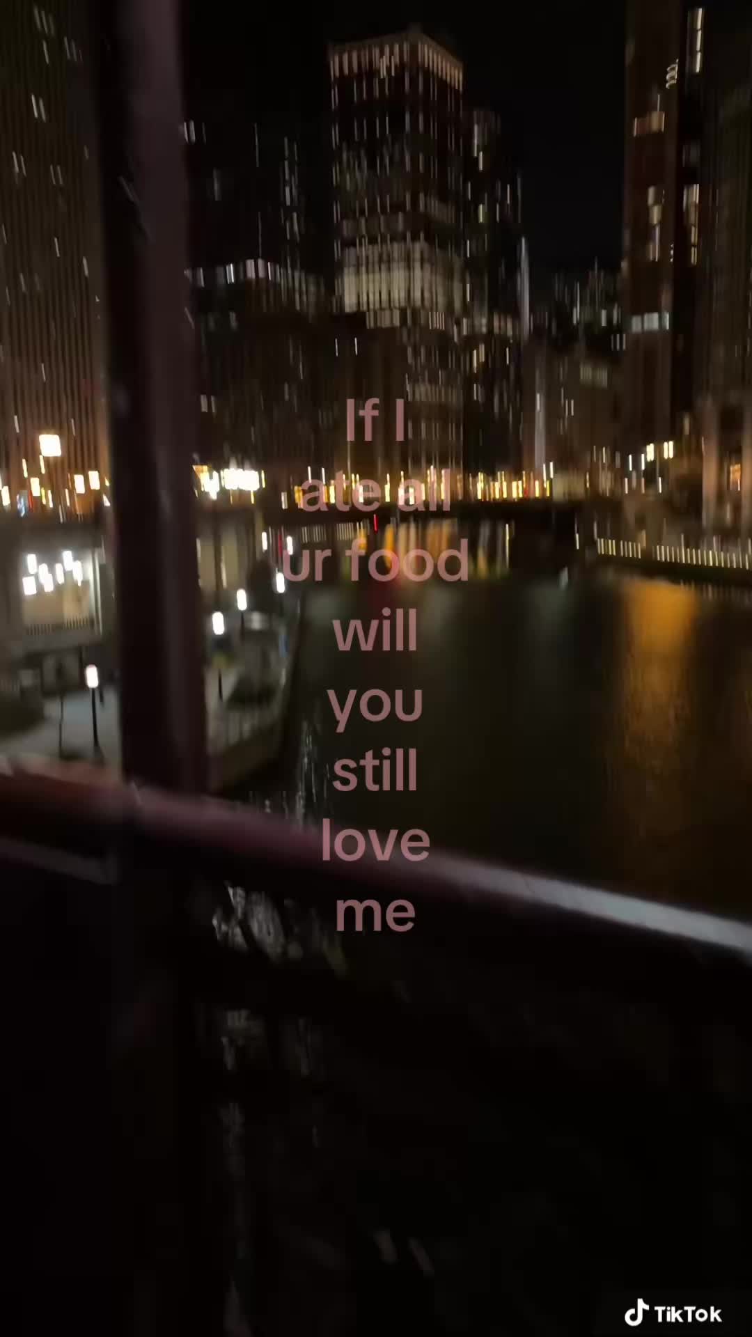 @𖦹
