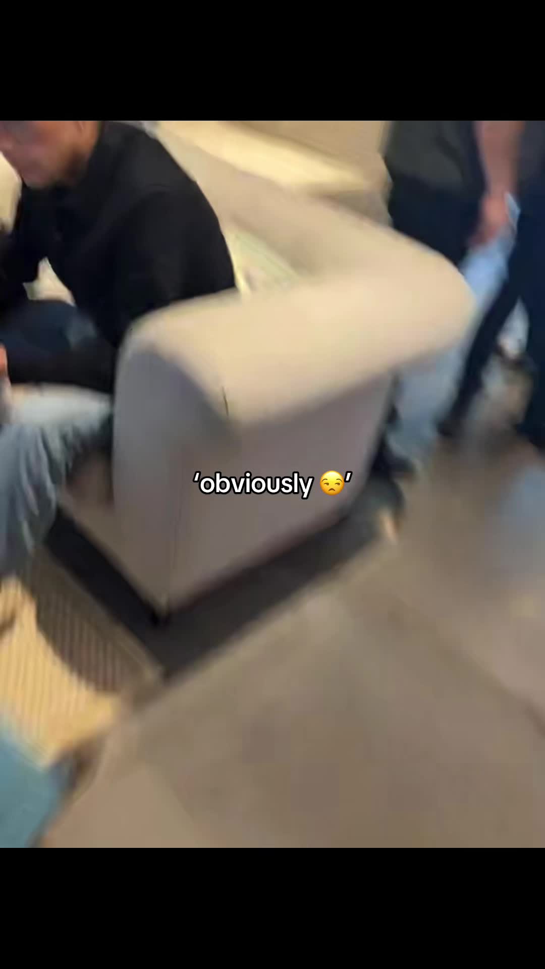 @𝐏𝐎𝐋𝐋𝐘