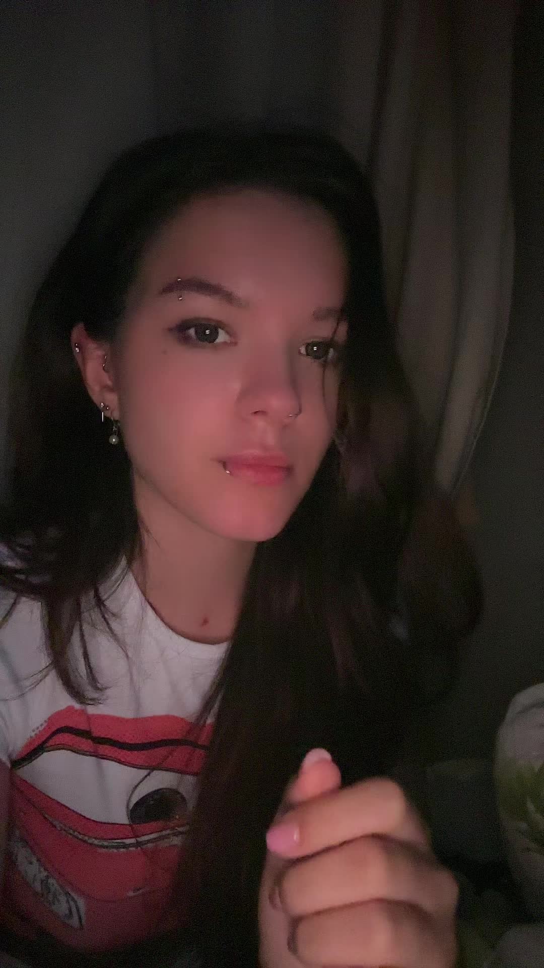 @🦚