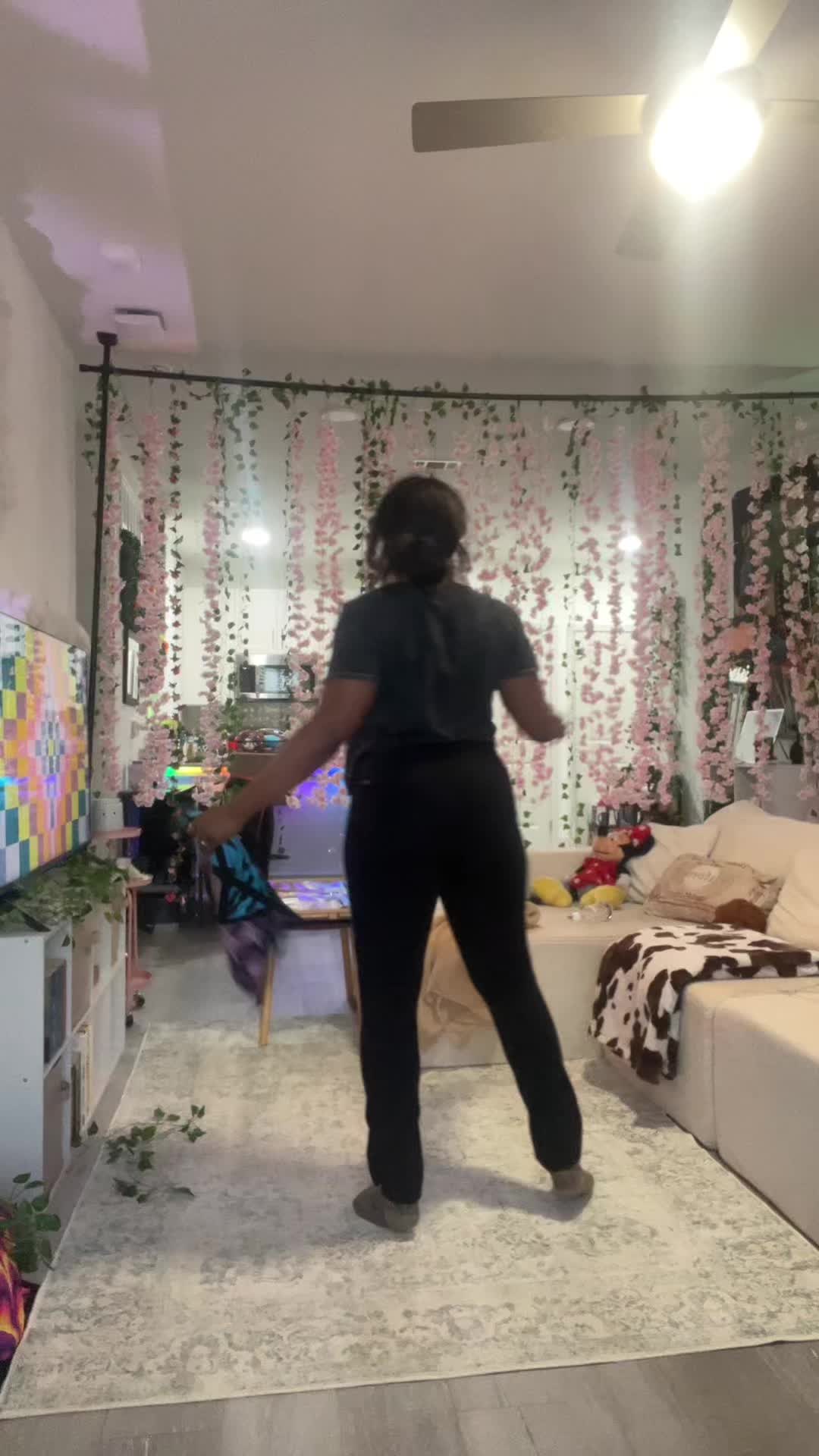 @WellBehavedLassie🍭🍄