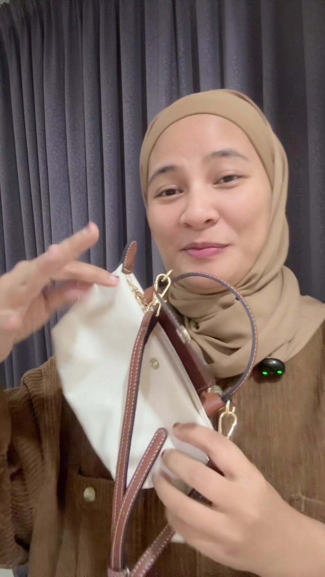 @Dina Syukrah|Sharing Is Caring