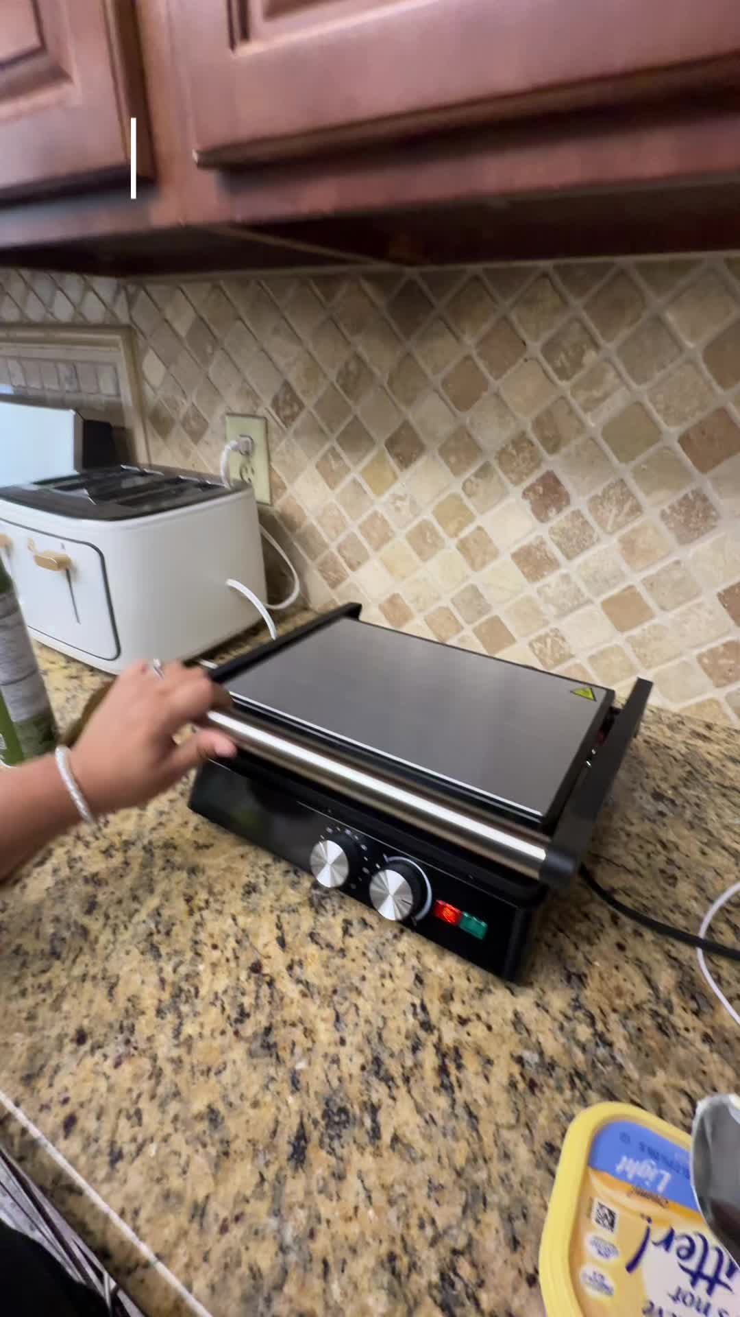 @Deetakesovercleaning