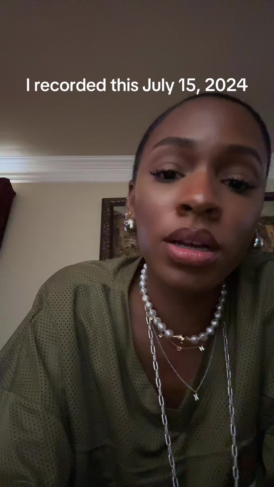 @VICKYLOGAN