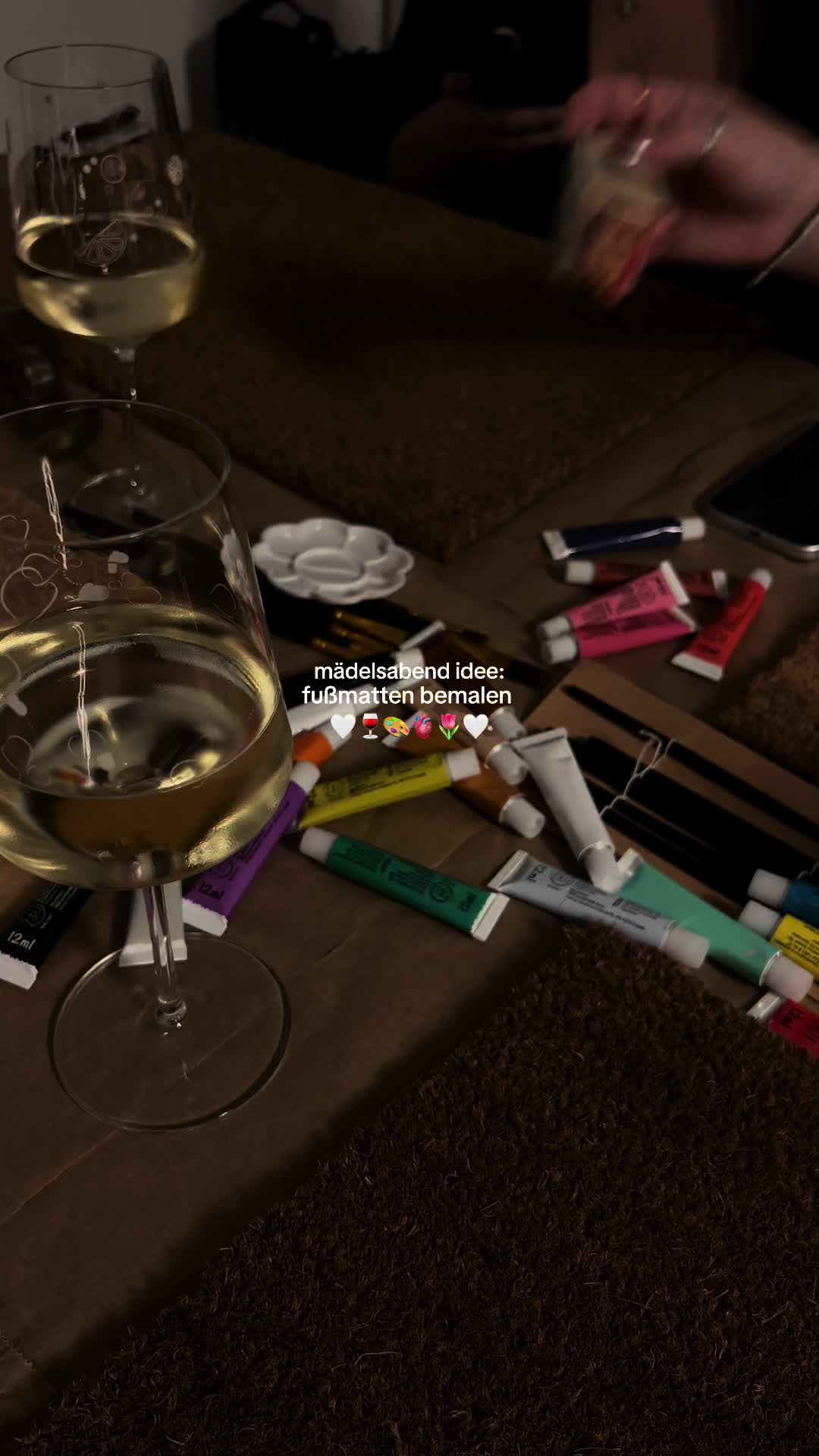 @lara-erin
