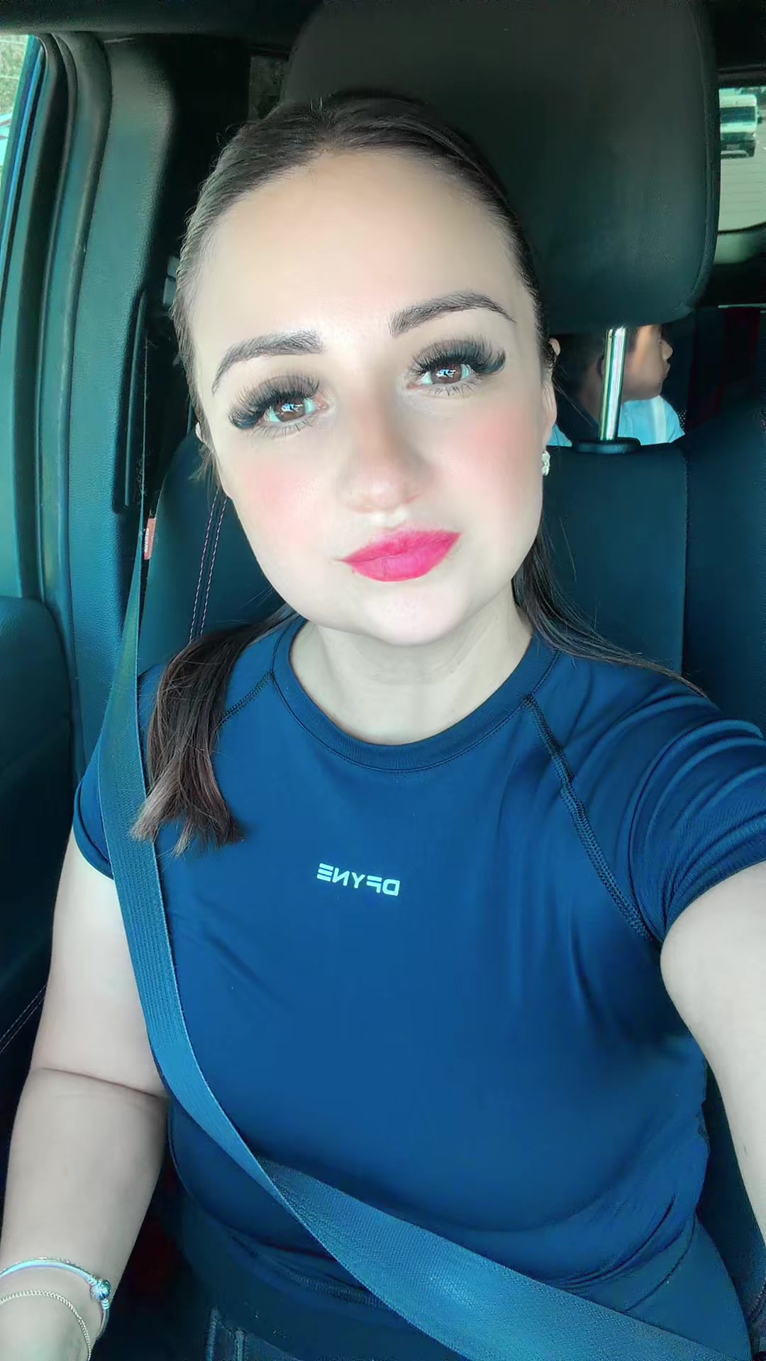 @SparklingDee✨